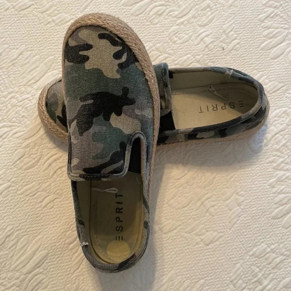 Esprit Nadeen Camo Slip-on Shoe Jute Edging Rubber Sole Textile Upper Flat 7.5 - Picture 7 of 9